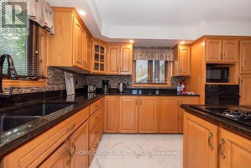 800 Forest Park Road, Laurentian Valley, ON - Indoor Photo Showing Kitchen With Double Sink