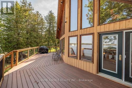 800 Forest Park Road, Laurentian Valley, ON - Outdoor With Deck Patio Veranda With Exterior