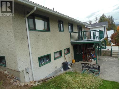 1691 Silverwood Crescent, Castlegar, BC - Outdoor With Exterior