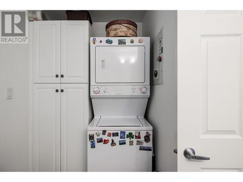 1961 Durnin Road Unit# 210, Kelowna, BC - Indoor Photo Showing Laundry Room