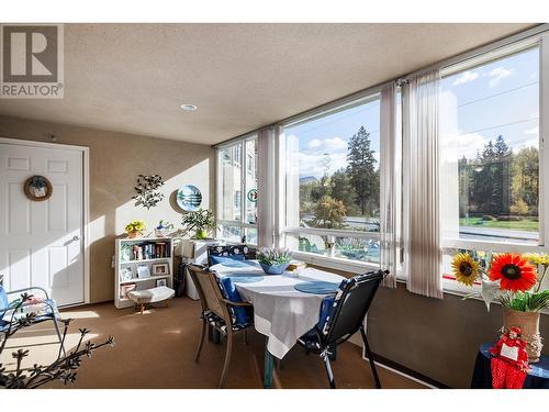 1961 Durnin Road Unit# 210, Kelowna, BC - Indoor Photo Showing Dining Room