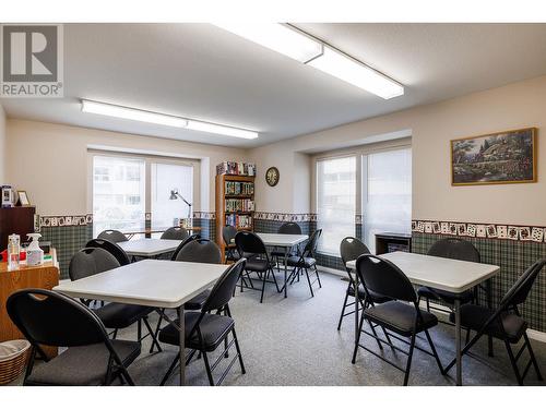 1961 Durnin Road Unit# 210, Kelowna, BC - Indoor Photo Showing Dining Room