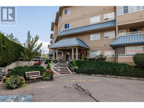 1961 Durnin Road Unit# 210, Kelowna, BC - Outdoor