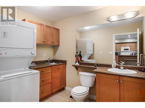 1961 Durnin Road Unit# 304, Kelowna, BC - Indoor Photo Showing Laundry Room