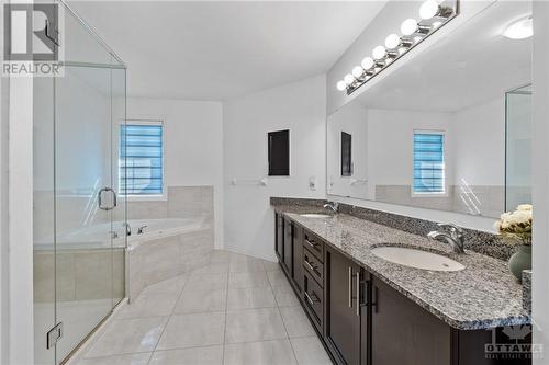 408 Golden Springs Drive, Ottawa, ON - Indoor Photo Showing Bathroom