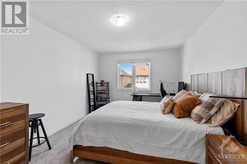 408 Golden Springs Drive, Ottawa, ON - Indoor Photo Showing Bedroom