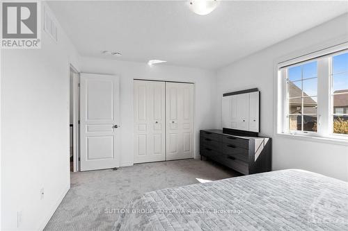 408 Golden Springs Drive, Ottawa, ON - Indoor Photo Showing Bedroom