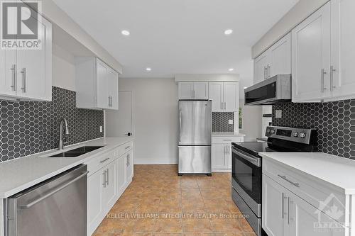 4388 Third Line Road, South Glengarry (724 - South Glengarry (Lancaster) Twp), ON - Indoor Photo Showing Kitchen With Double Sink With Upgraded Kitchen