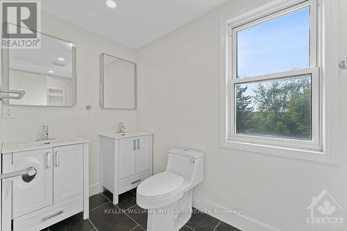 4388 Third Line Road, South Glengarry (724 - South Glengarry (Lancaster) Twp), ON - Indoor Photo Showing Bathroom