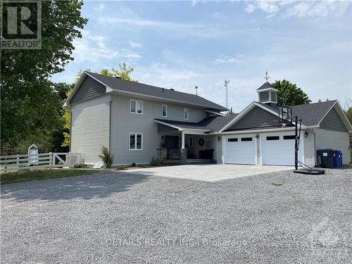 8215 Fernbank Road, Ottawa, ON - Outdoor With Deck Patio Veranda With Facade