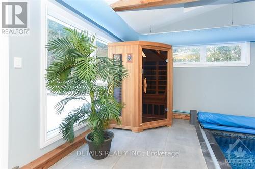 8215 Fernbank Road, Ottawa, ON - Indoor Photo Showing Other Room