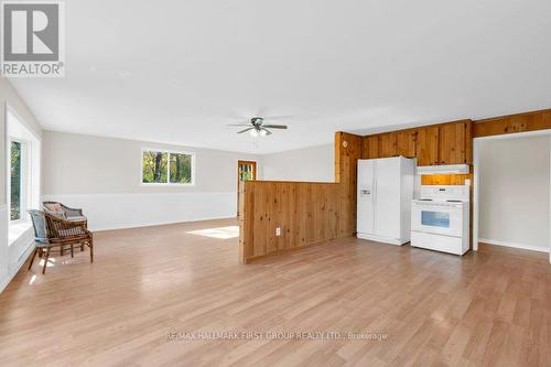 1441 Highway 37, Belleville, ON - Indoor Photo Showing Kitchen