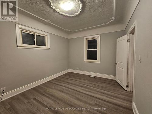 Main - 559 Ritson Road S, Oshawa, ON - Indoor Photo Showing Other Room