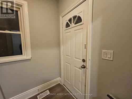 Main - 559 Ritson Road S, Oshawa, ON - Indoor Photo Showing Other Room