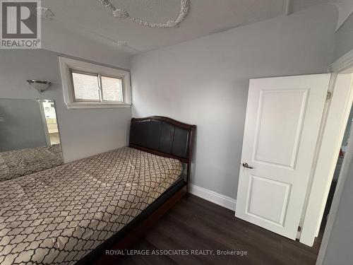 Main - 559 Ritson Road S, Oshawa, ON - Indoor Photo Showing Bedroom