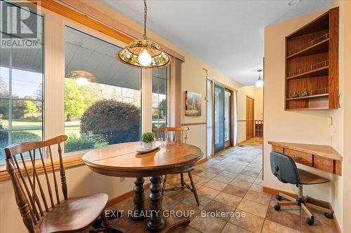 50 Greenfield Park, Belleville, ON - Indoor Photo Showing Dining Room