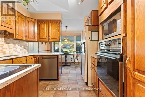 50 Greenfield Park, Belleville, ON - Indoor Photo Showing Kitchen