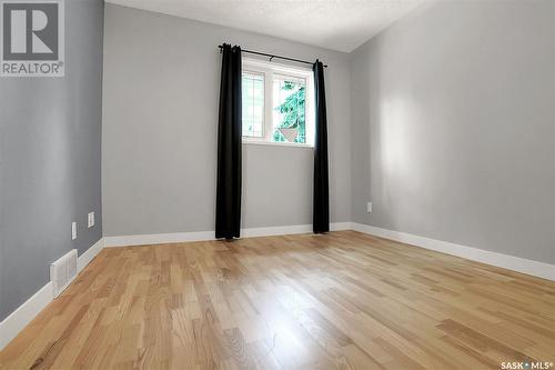 2233 Mcintyre Street, Regina, SK - Indoor Photo Showing Other Room