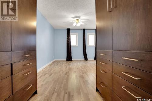 2233 Mcintyre Street, Regina, SK - Indoor Photo Showing Other Room