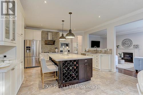 853 Booth Avenue, Innisfil, ON - Indoor Photo Showing Kitchen With Upgraded Kitchen