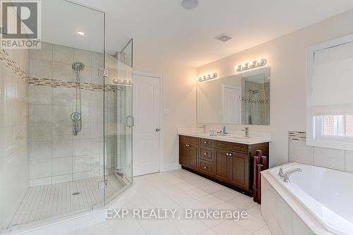 853 Booth Avenue, Innisfil, ON - Indoor Photo Showing Bathroom