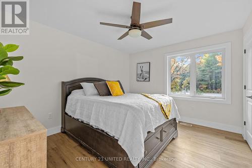 2135 Sixth Line Road N Dummer, Douro-Dummer, ON - Indoor Photo Showing Bedroom