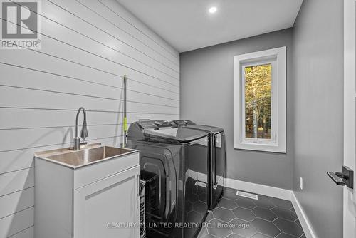 2135 Sixth Line Road N Dummer, Douro-Dummer, ON - Indoor Photo Showing Laundry Room