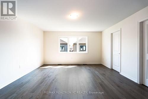 84 Shepherd Drive, Barrie, ON - Indoor Photo Showing Other Room