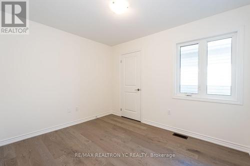 84 Shepherd Drive, Barrie, ON - Indoor Photo Showing Other Room