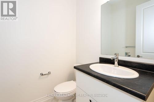 84 Shepherd Drive, Barrie, ON - Indoor Photo Showing Bathroom