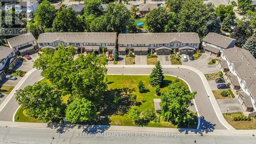 17 - 2411 Sovereign Street, Oakville, ON - Outdoor With View