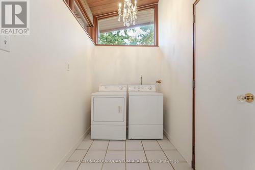 2194 Oneida Crescent, Mississauga, ON - Indoor Photo Showing Laundry Room