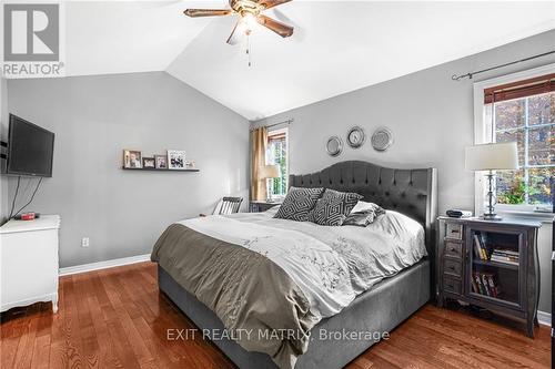 736 Fox Run Road, Prescott And Russell, ON - Indoor Photo Showing Bedroom