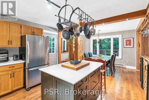 1047 Sands Road, Muskoka Lakes, ON - Indoor Photo Showing Kitchen