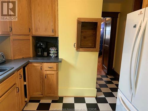 82 Robertson Avenue, Chatham, ON - Indoor Photo Showing Kitchen