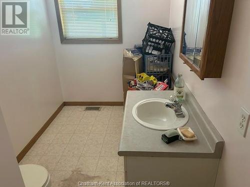 118 Metcalfe Street, Shrewsbury, ON - Indoor Photo Showing Bathroom