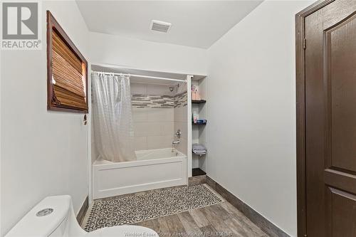 2617 Gesto Road, Essex, ON - Indoor Photo Showing Bathroom