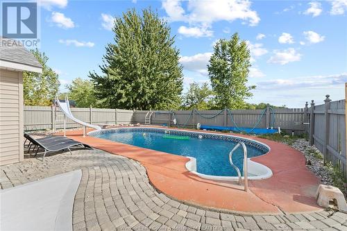 2617 Gesto Road, Essex, ON - Outdoor With In Ground Pool With Backyard