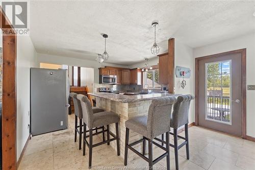 2617 Gesto Road, Essex, ON - Indoor Photo Showing Dining Room