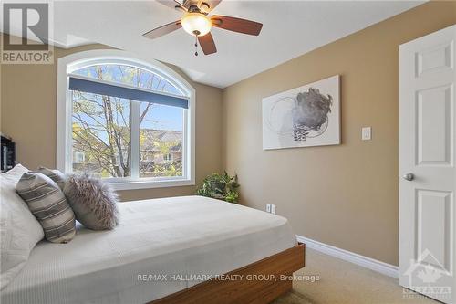 388 Haileybury Crescent, Ottawa, ON - Indoor Photo Showing Bedroom