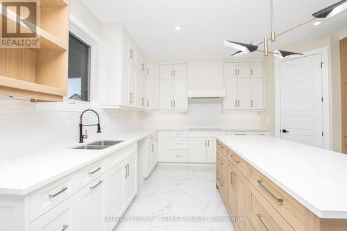 88 Optimist Drive, Southwold (Talbotville), ON - Indoor Photo Showing Kitchen With Double Sink