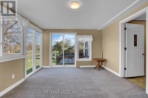 7 Fenelon Way, Kawartha Lakes (Lindsay), ON - Indoor Photo Showing Other Room