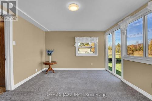 7 Fenelon Way, Kawartha Lakes (Lindsay), ON - Indoor Photo Showing Other Room