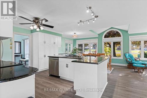 511 Frankford-Stirling Road, Quinte West, ON - Indoor Photo Showing Kitchen