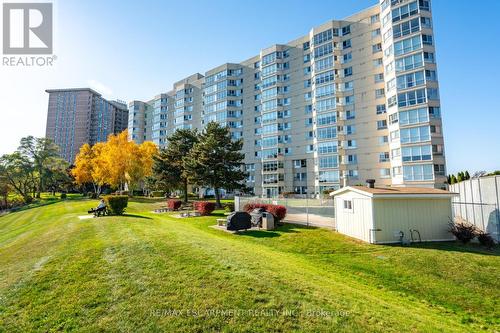 105 - 5280 Lakeshore Road, Burlington, ON - Outdoor With Facade