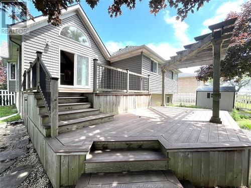 2005 Shawnee, Tecumseh, ON - Outdoor With Deck Patio Veranda