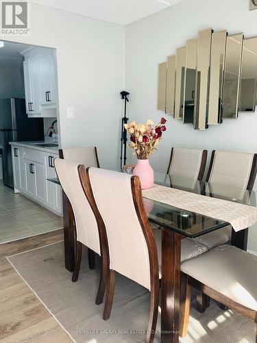 213 - 2 Glamorgan Avenue, Toronto, ON - Indoor Photo Showing Dining Room