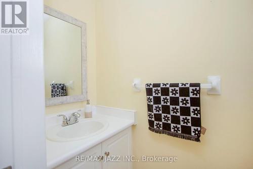 39 - 811 Wilson Road N, Oshawa (Pinecrest), ON - Indoor Photo Showing Bathroom