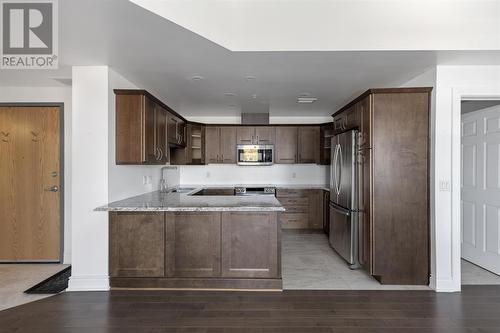 969 Queen St E # 403, Sault Ste. Marie, ON - Indoor Photo Showing Kitchen