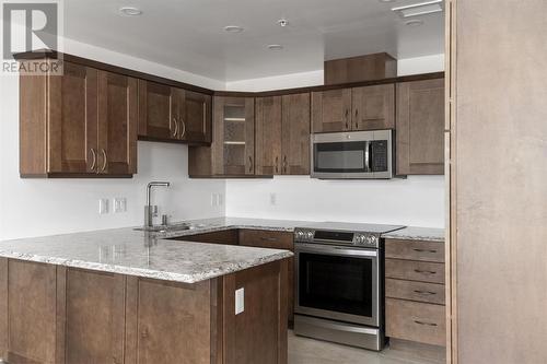 969 Queen St E # 403, Sault Ste. Marie, ON - Indoor Photo Showing Kitchen